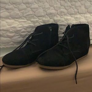 Girls small wedge booties